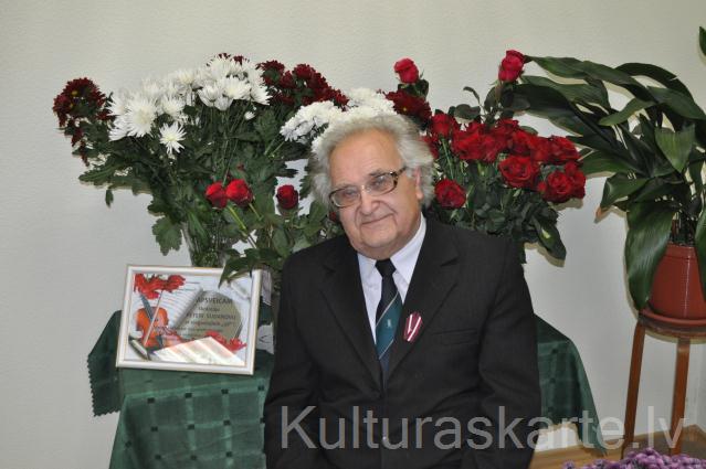 Diriģenta P.Sudarova sveikšana 85.gadu jubilejā